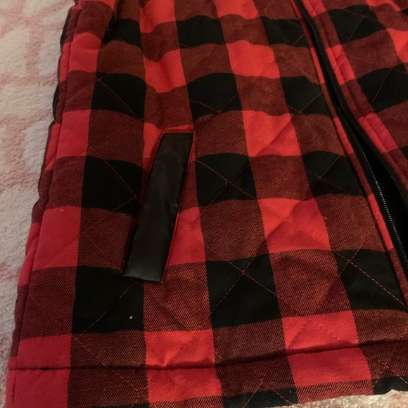 Pink Lily red and black plaid vest NWOT - Picture 2 of 7